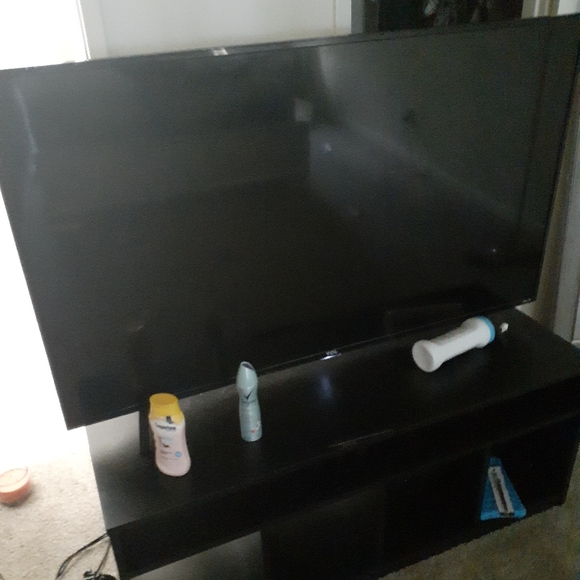 TV sectional couch 4 piece bedroom suit - Picture 2 of 4